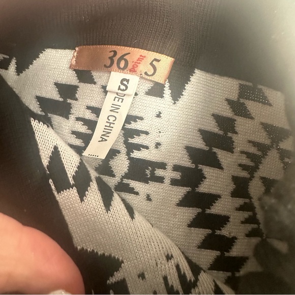 Pattern skirt - Picture 2 of 3